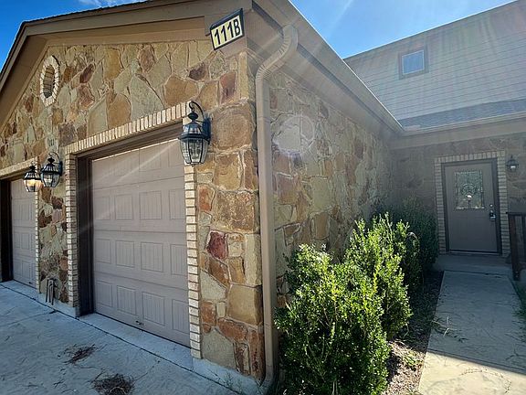 2nd image of 111 S Kanaio Dr #B