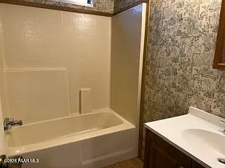 158 W Navajo Dr — Photo 11