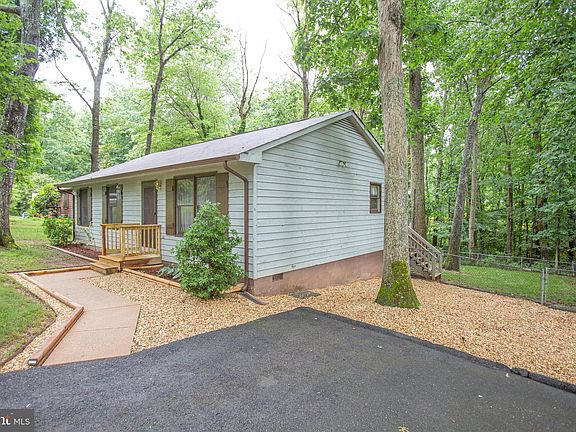 2nd image of 12812 Garrison Ln