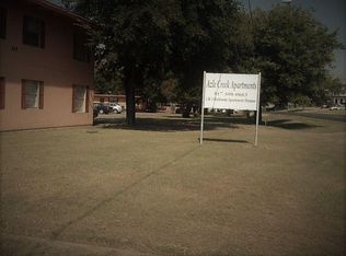 515 W Main St, Azle, TX 76020