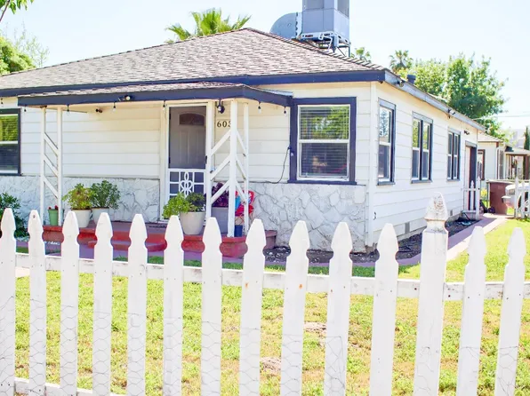 603 K St, Sanger, CA 93657