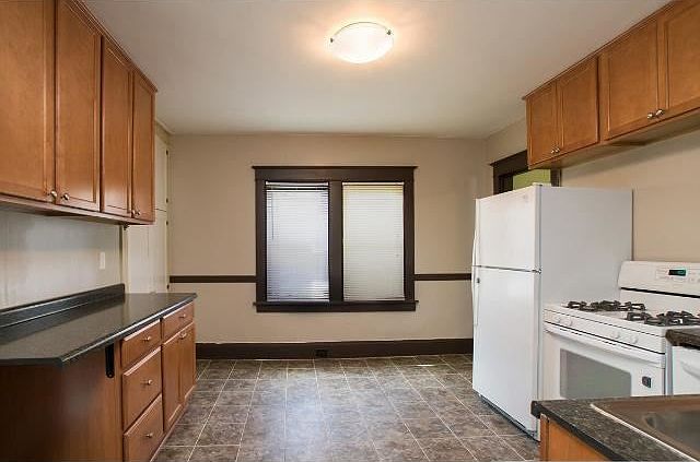 1st image of 2823 Randolph St NE