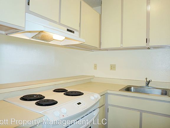 2nd image of 350 Aoloa St APT A208