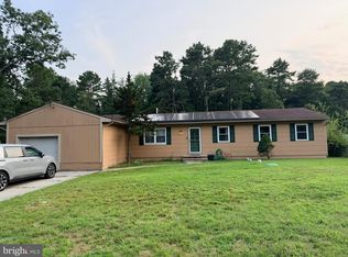 253 Fenimore Dr, Williamstown, NJ 08094