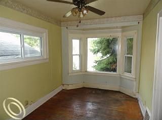 4th image of 43 Hollywood Ct