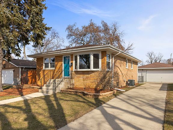 2nd image of 9725 Mayfield Ave
