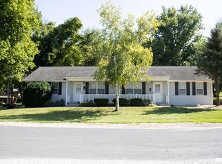 300 & 302 Bullock St, Eureka, IL