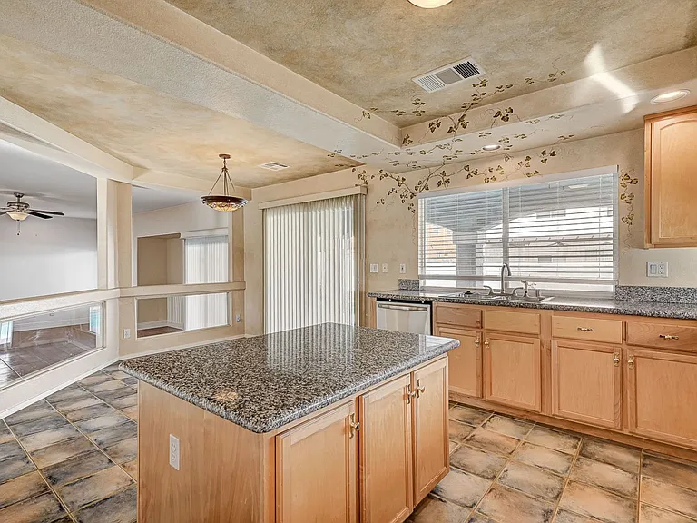 10130 Walhalla Plateau Ct — Photo 15