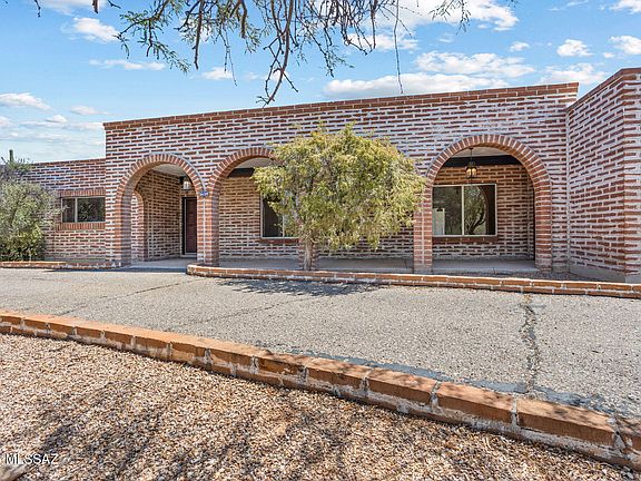4th image of 3630 N Pantano Rd