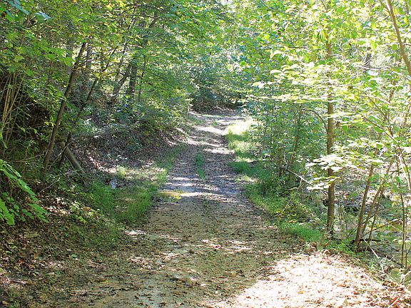 5th image of 0 Hennick Rd