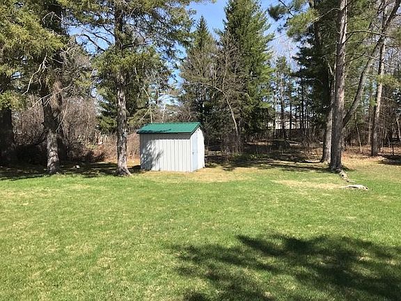2nd image of 320 Lake Ave