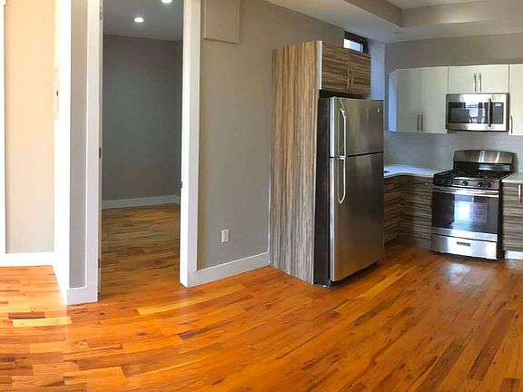 3rd image of 1935 Bergen St #11B