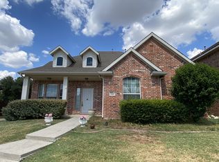 5504 Phoenix Dr, The Colony, TX 75056
