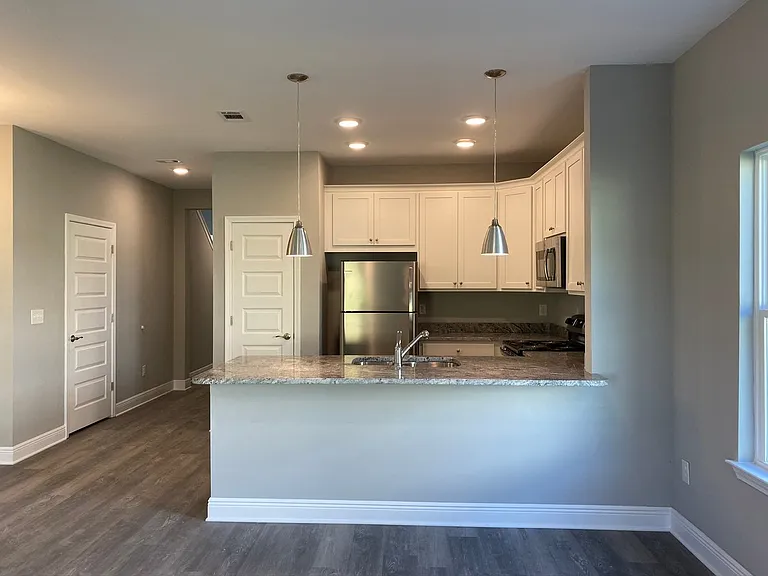 101 Alabama Ave NW #A — Photo 9