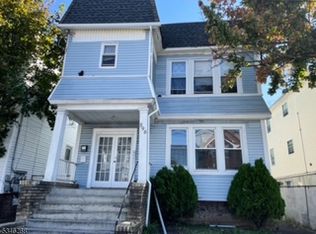 596 S 19th St, Newark, NJ 07103
