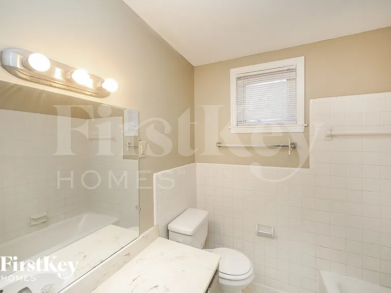 6000 Macleod Dr — Photo 14