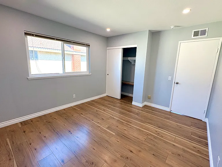 9256 Crocus Ave — Photo 26