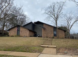 3004 Southaven Dr, Hattiesburg, MS 39402