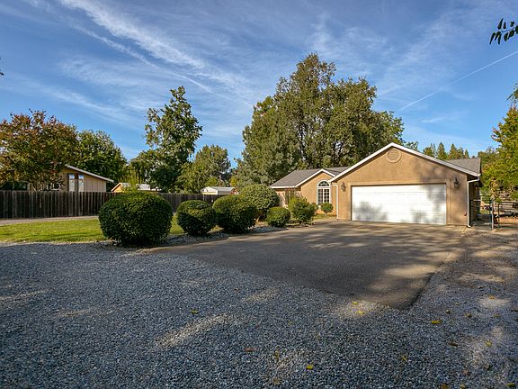 3rd image of 5735 Green Acres Dr