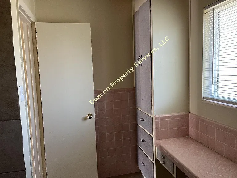 Modern & Spacious 1 Bedroom Apts - Quality SE Community — Photo 21
