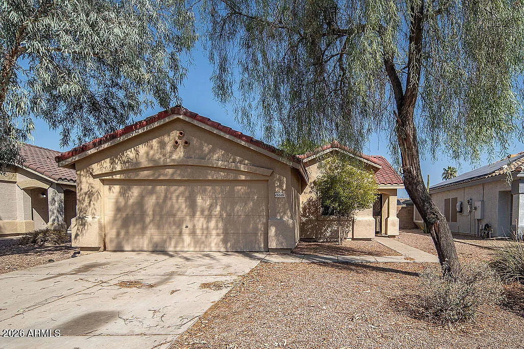 2 bed, 2.0 bath, 1205 sqft, $1,750 — Photo 2