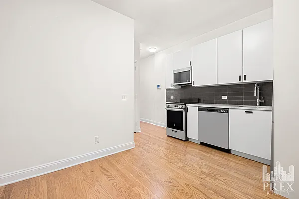 Kitchen, photo 2