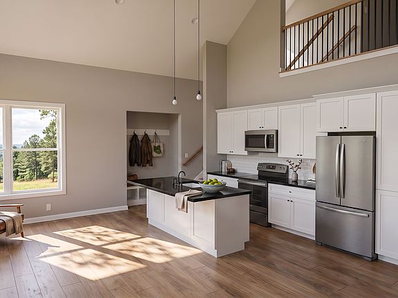 2nd image of 106 Little St