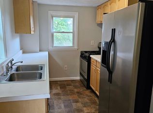 20 Landry St APT 3R, Bristol, CT 06010