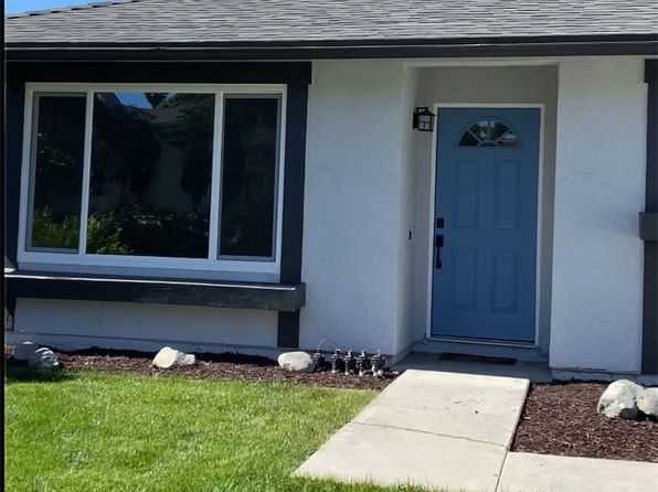 3195 Camarillo Ave, Oceanside, CA 92056