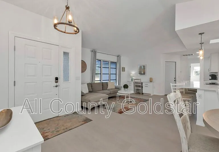 9509 Saint Paul Dr — Photo 11