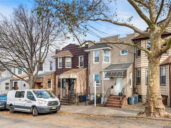 58-19 60th Pl, Maspeth, NY 11378