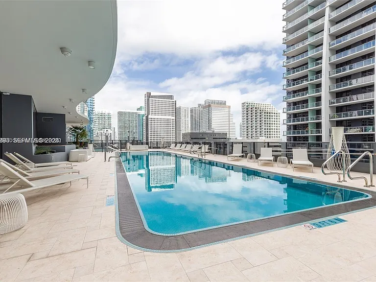 1000 Brickell Plz #2414 — Photo 19