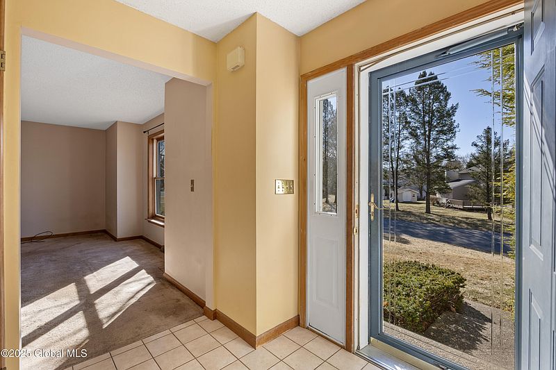 3rd image of 16 Bobwhite Drive
