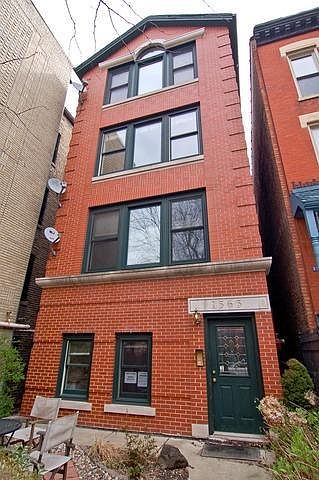 1st image of 1565 N Hoyne Ave APT 3