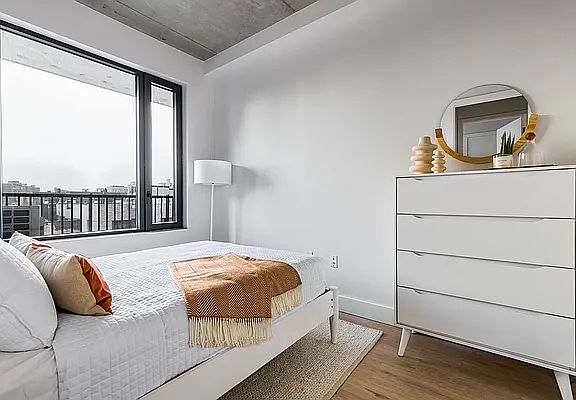 5th image of 815 Flatbush Ave #611
