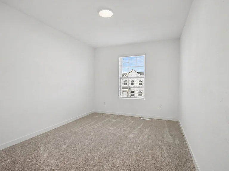 350 N Sherman St — Photo 10