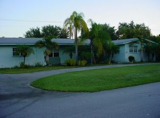 8255 SW 163rd St, Palmetto Bay, FL 33157