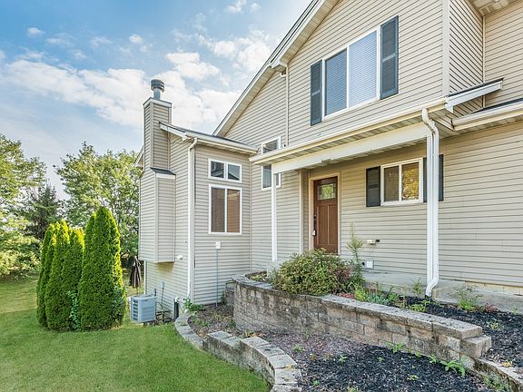 3-story townhouse with 2-car attached garage and NO HOA fees!