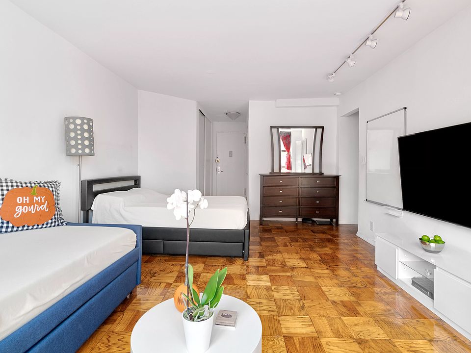 1st image of 225 E 36th St APT 5L
