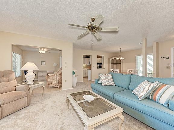 5th image of 621 Dogwood Ave #110