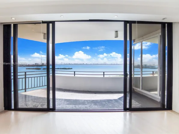 720 NE 69th St APT 22N, Miami, FL 33138