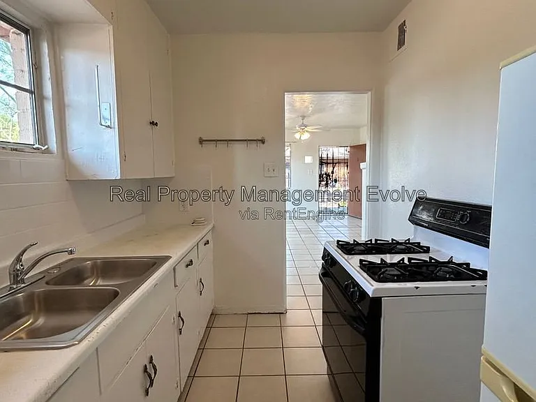 334 W Highland Ave #1 — Photo 8
