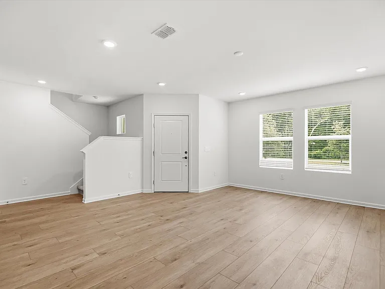5100 Clay Whaley Rd #5100 — Photo 4