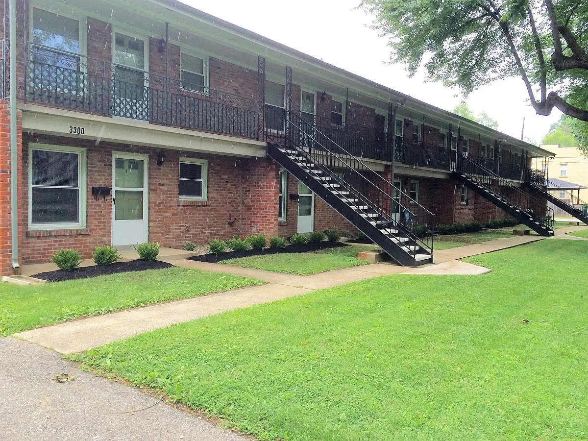 1 bed, $895 — Photo 1