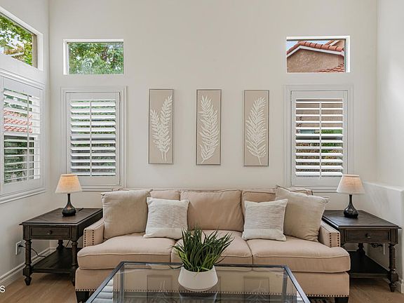 4th image of 146 Symphony Ln