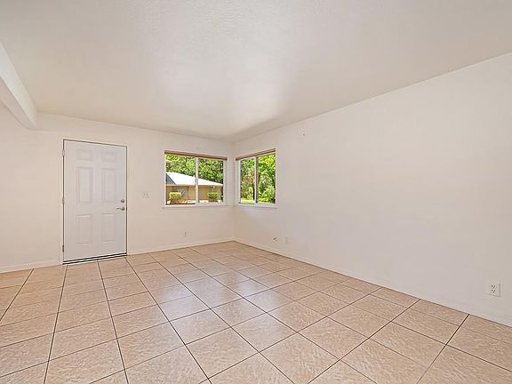 5th image of 3631 Galena Dr APT 2