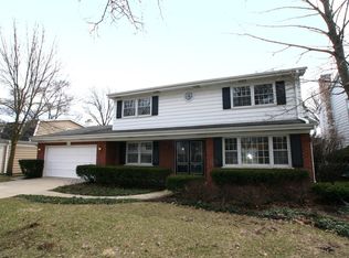 1311 E Clarendon St, Arlington Heights, IL 60004