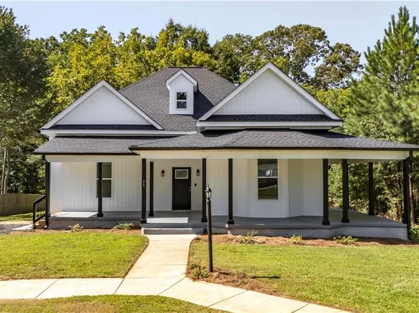 75 Rose St, Tallapoosa, GA 30176