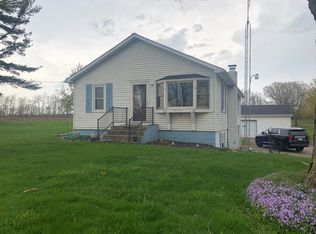 6077 W 100 S, La Porte, IN 46350