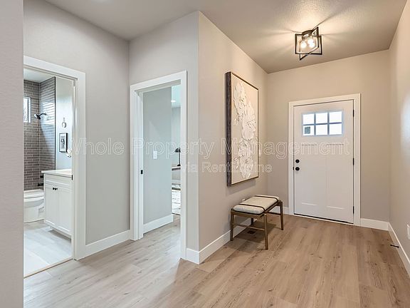 2nd image of 31 S Gray St